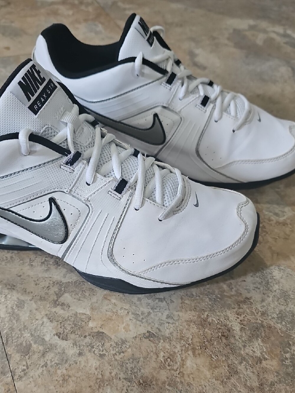 Nike Men’s White and Black Leather Athletic Trainers - Picture 2 of 14